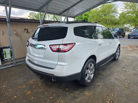 2017 Chevrolet Traverse LT
