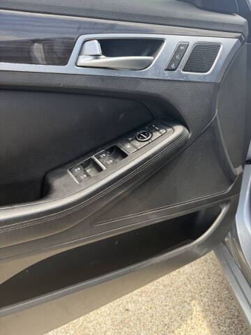 2017 Genesis G80 3.8