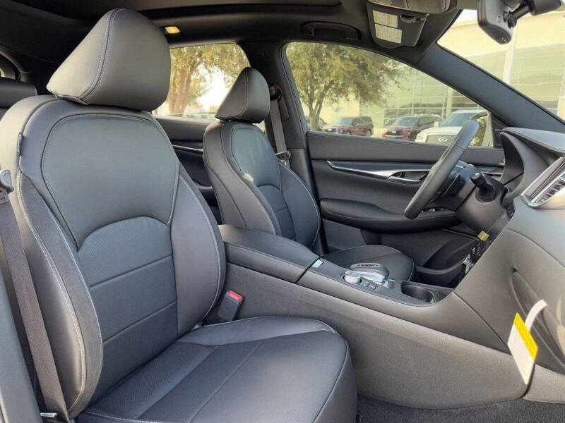 2025 Infiniti QX50 Sport