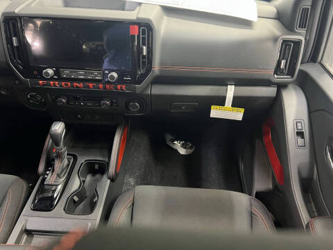 2025 Nissan Frontier