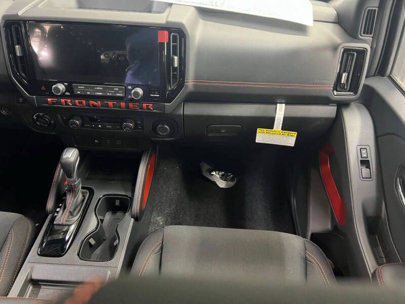 2025 Nissan Frontier