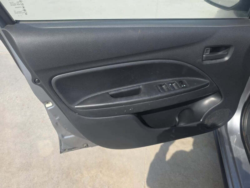 2021 Mitsubishi Mirage ES