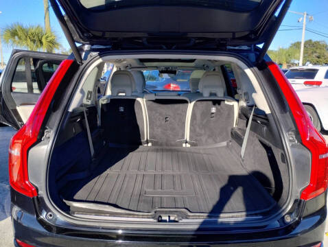 2019 Volvo XC90 T5 Momentum