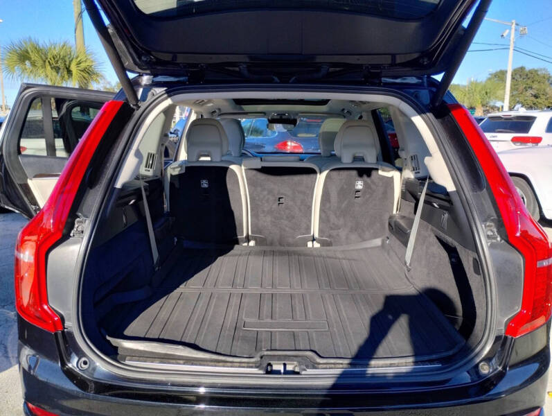 2019 Volvo XC90 T5 Momentum