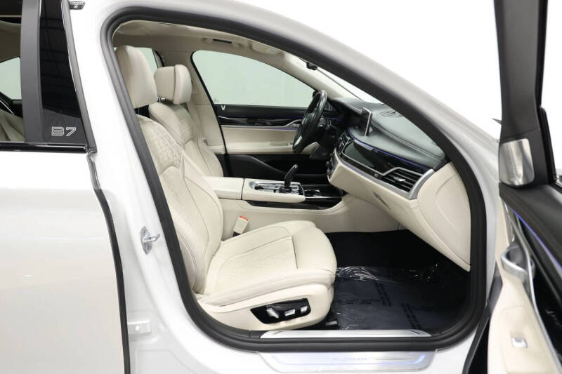 2021 BMW 7 Series ALPINA B7 xDrive