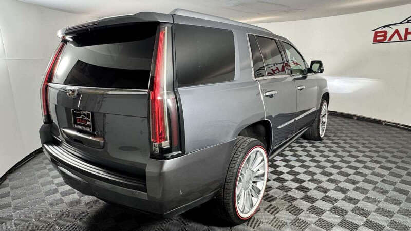 2019 Cadillac Escalade Platinum