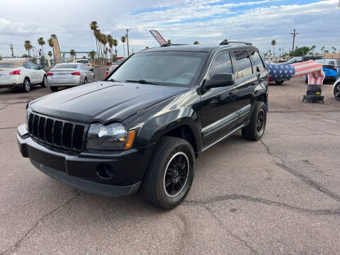 2005 Jeep Grand Cherokee for sale at Carz R Us LLC in Mesa AZ