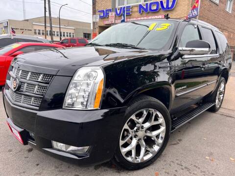 2013 Cadillac Escalade for sale at Drive Now Autohaus Inc. in Cicero IL
