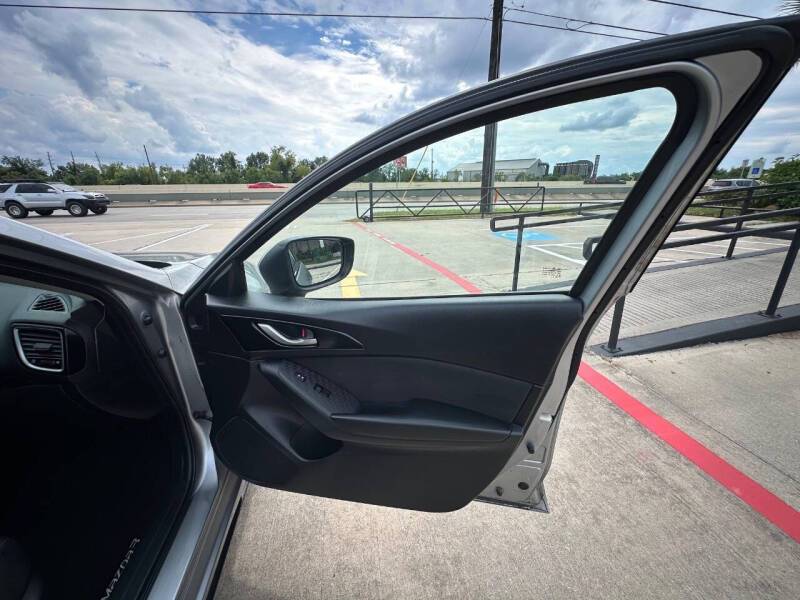 2015 Mazda MAZDA3 i Touring