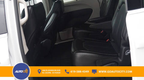 2024 Chrysler Pacifica Touring L