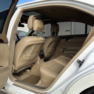 2010 Mercedes-Benz S-Class S 550 4MATIC