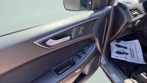 2015 Ford Edge SE