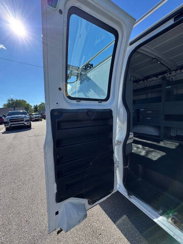 2017 Chevrolet Express 2500