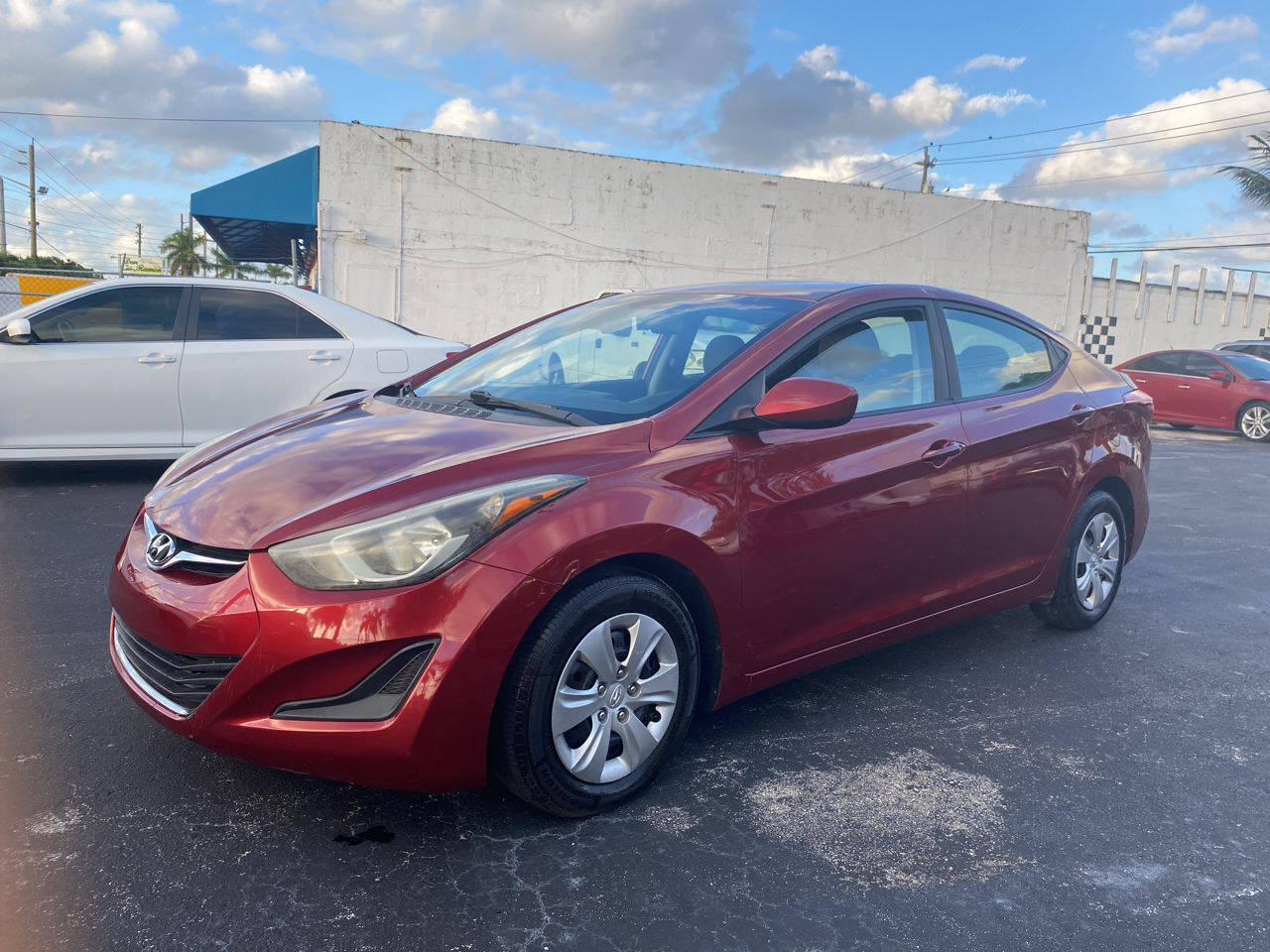 2016 Hyundai Elantra 13