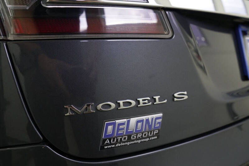 2015 Tesla Model S