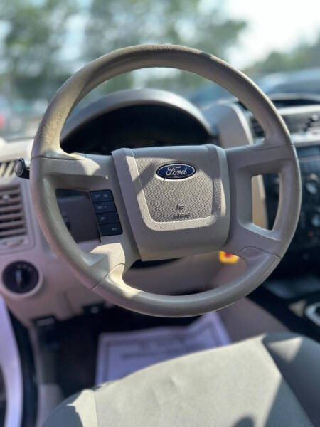 2010 Ford Escape XLS