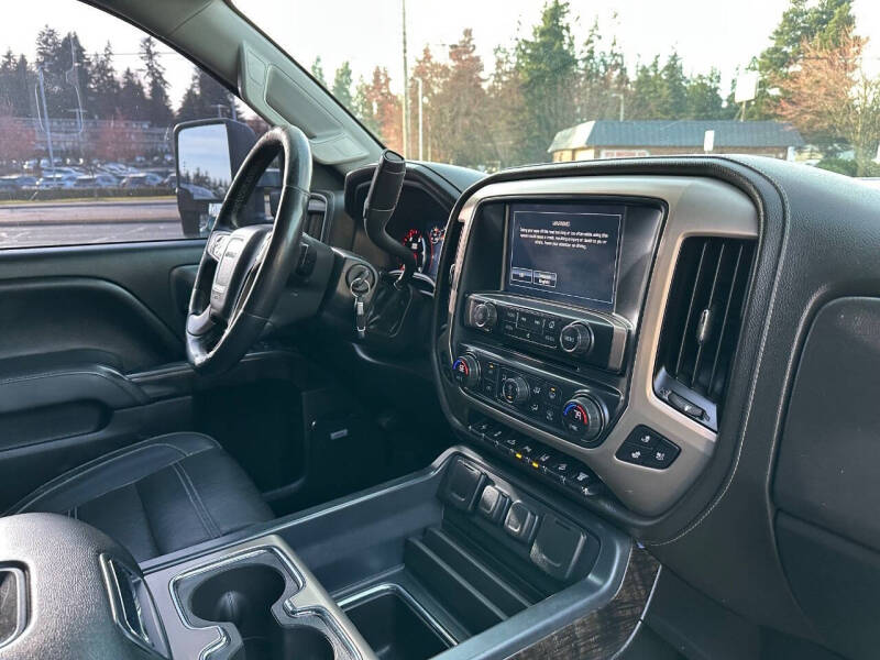 2016 GMC Sierra 2500HD Denali