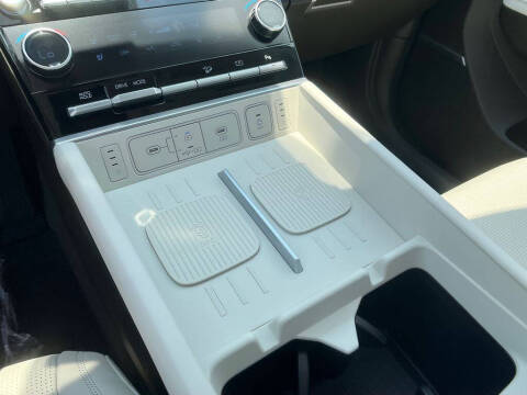 2025 Hyundai Santa Fe Hybrid Calligraphy