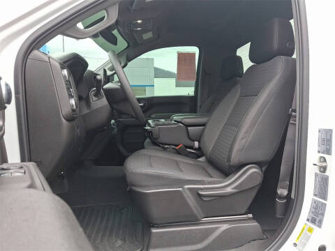 2024 GMC Sierra 2500HD Pro