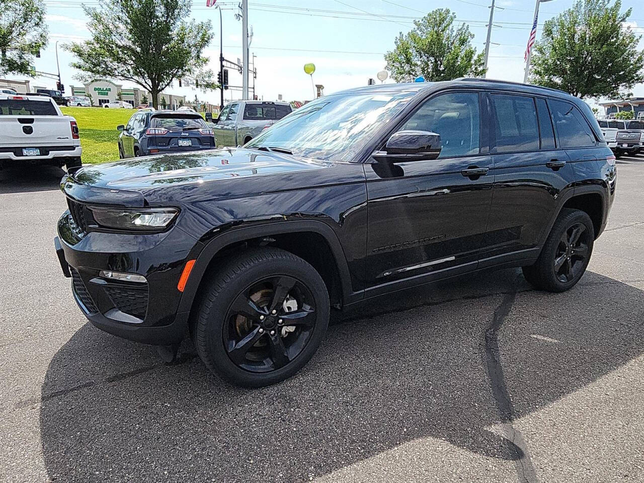 2022 Jeep Grand Cherokee for sale at Victoria Auto Sales in Victoria, MN