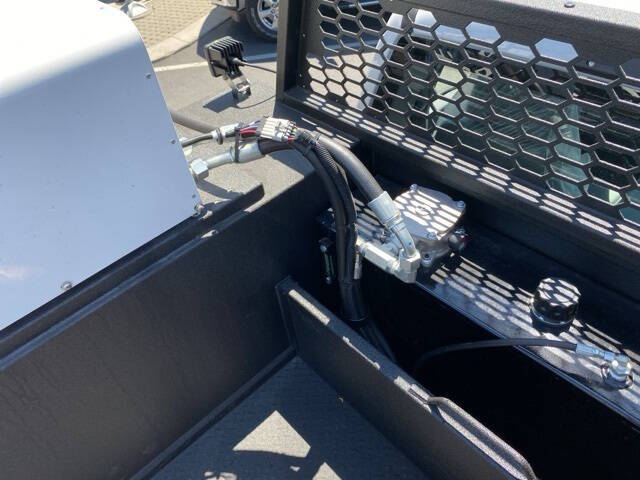 2025 Ford F-600 Super Duty