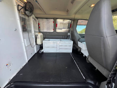 2016 Chevrolet Express LS 3500