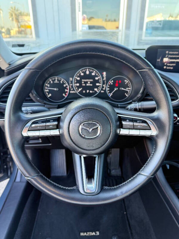 2022 Mazda Mazda3 Sedan Carbon Edition