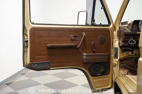 1982 Volkswagen Vanagon Camper