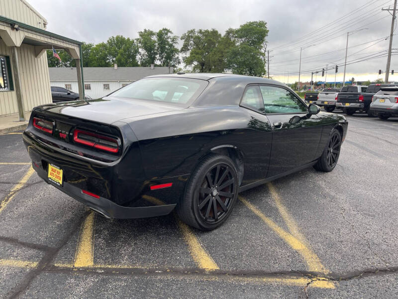 2016 Dodge Challenger SXT