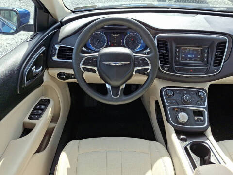 2016 Chrysler 200 Limited