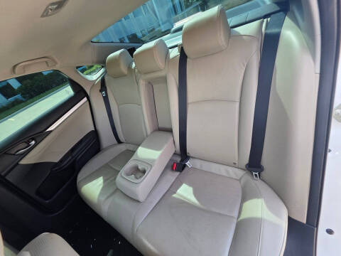 2017 Honda Civic Touring