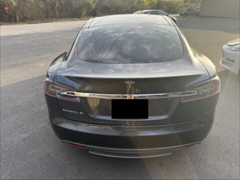 2015 Tesla Model S 85