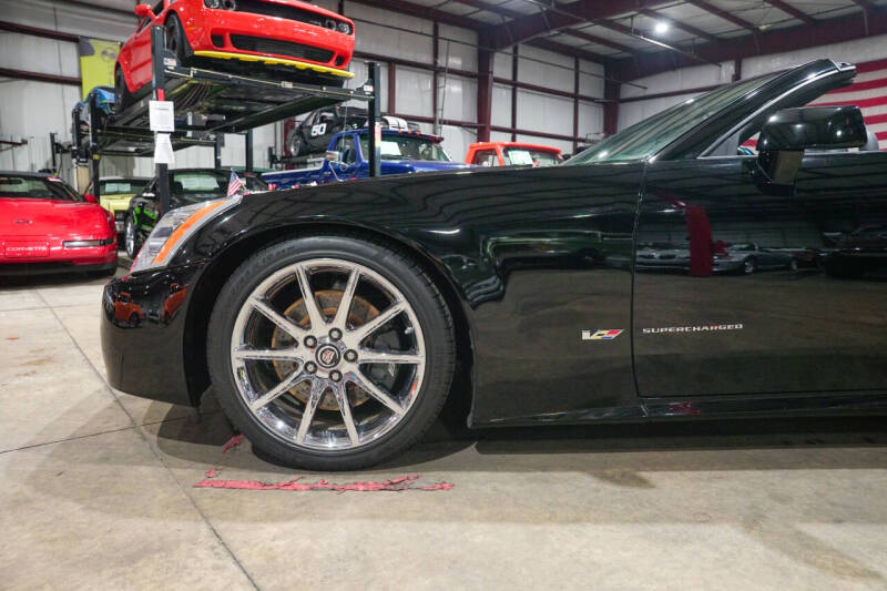 2008 Cadillac XLR-V