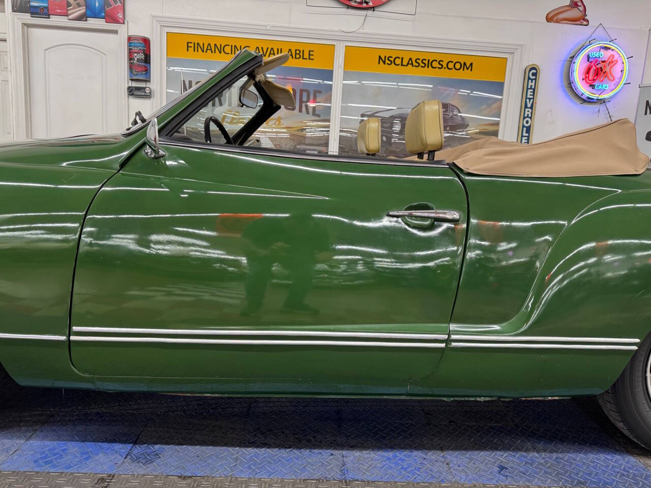 1971 Volkswagen Karmann Ghia 21