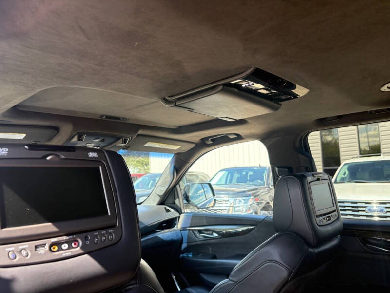 2017 Cadillac Escalade ESV Platinum