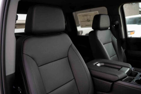 2025 GMC Sierra 2500HD Pro