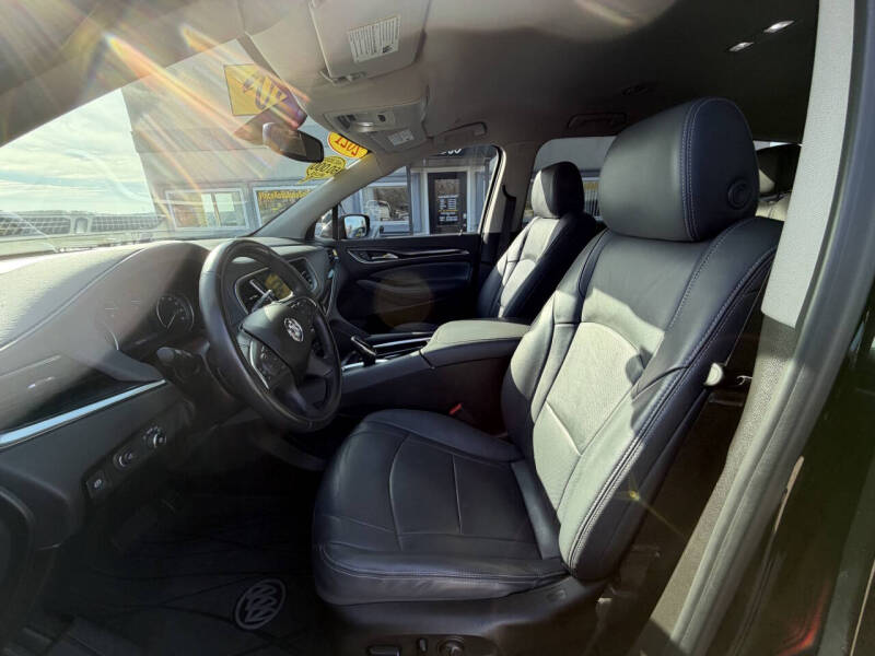 2021 Buick Enclave Essence