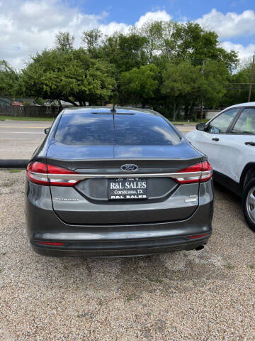 2017 Ford Fusion SE