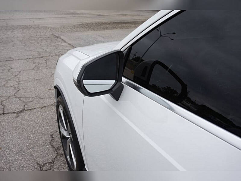 2020 Audi Q3 quattro S line Prem Plus 45 TFSI