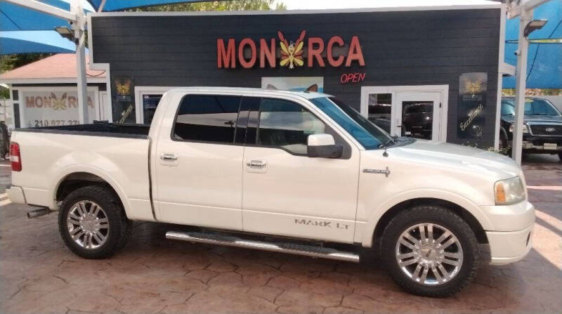 2008 Lincoln Mark LT