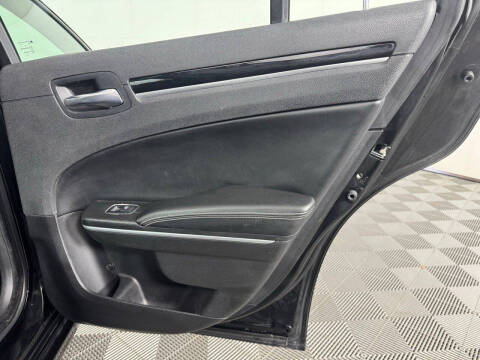 2021 Chrysler 300 S V6