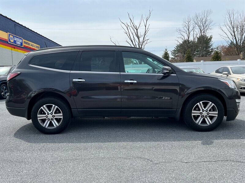 2017 Chevrolet Traverse LT