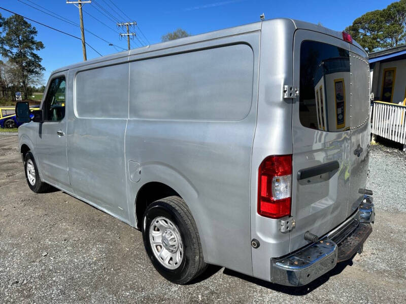 2012 Nissan NV
