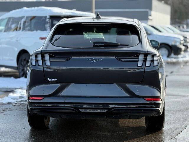 2022 Ford Mustang Mach-E Premium