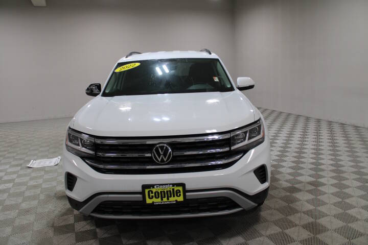 Used 2022 Volkswagen Atlas SE w/Tech with VIN 1V2WR2CA5NC525530 for sale in Plattsmouth, NE