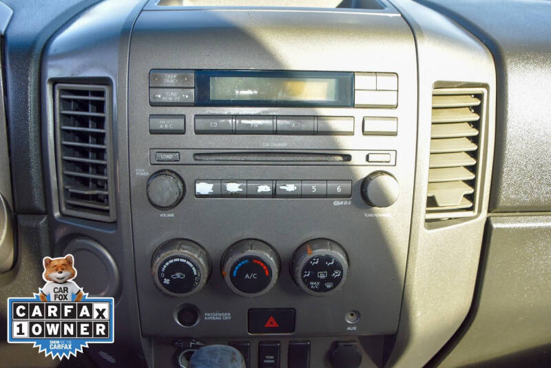 2005 Nissan Titan SE