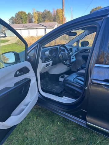 2020 Chrysler Pacifica Touring L