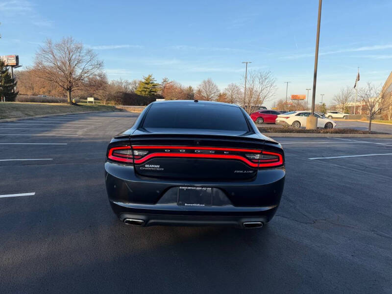 2017 Dodge Charger SXT