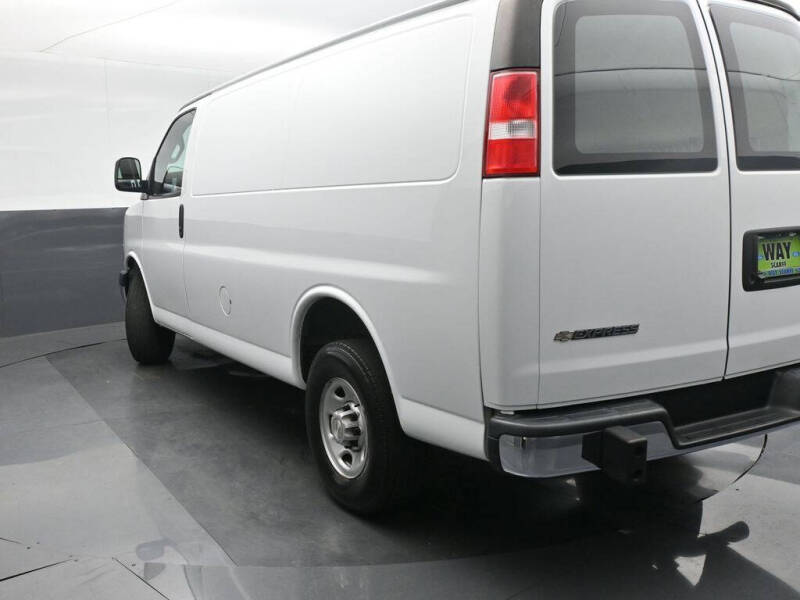 2020 Chevrolet Express 2500