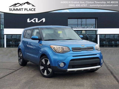 2017 Kia Soul + Photo